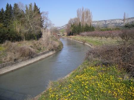 ...Canal...
